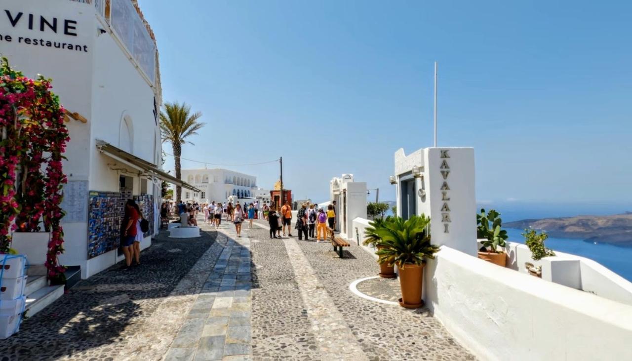 Santorini Pleasure Studios Fira  Exterior photo